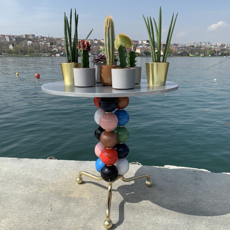 Dining Table (Ø 80 cm) — Triple Support