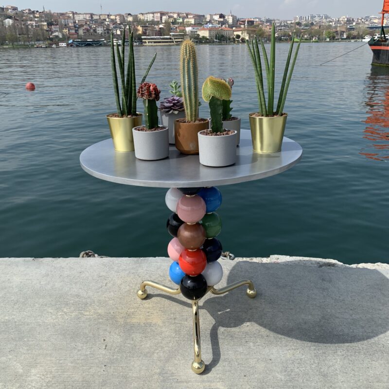 Dining Table (Ø 80 cm) — Triple Support